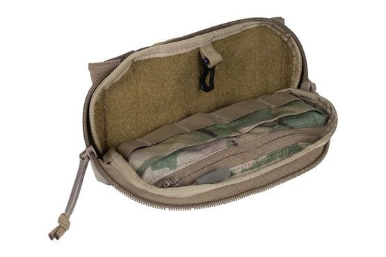 Agilite Pincer Placard 2nd Layer Plate Carrier Admin Pouch in multicam with an internal loop area.
